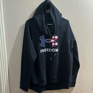 Black Under Armour sweatshirt